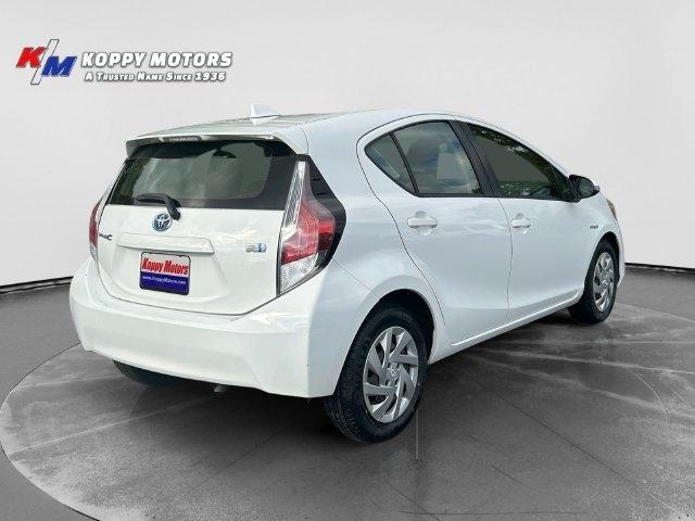 Toyota Prius c  2015