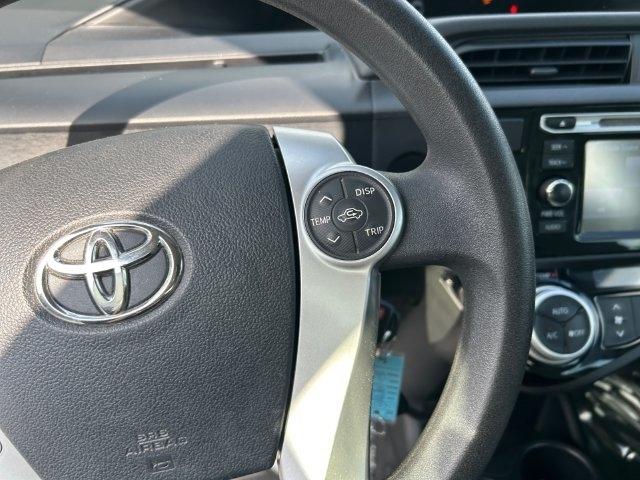 Toyota Prius c  2015