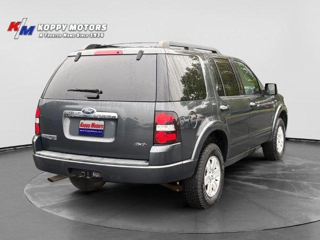 Ford Explorer photo 5