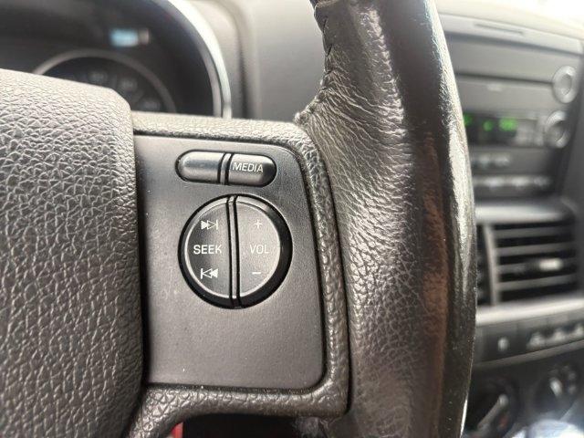 Ford Explorer photo 24