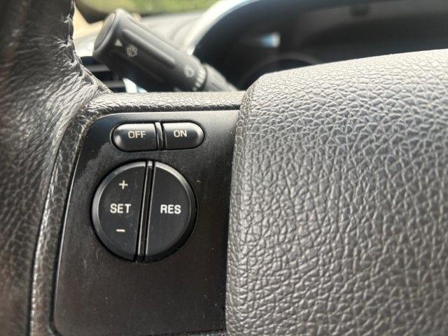 Ford Explorer photo 25
