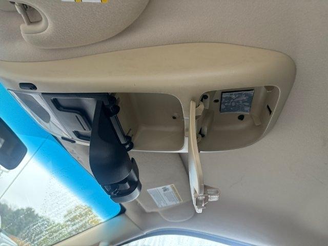 Ford Explorer photo 30
