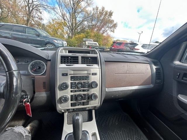 Ford Escape  2008