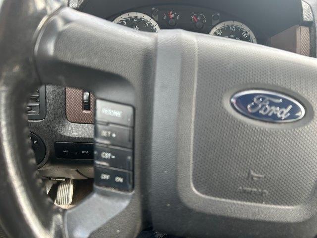 Ford Escape  2008