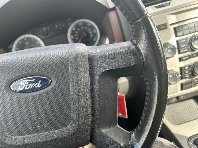 Ford Escape  2008