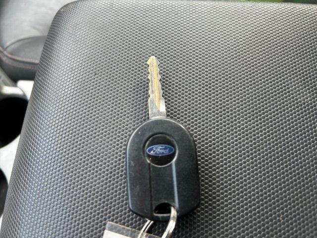 Ford Escape  2008