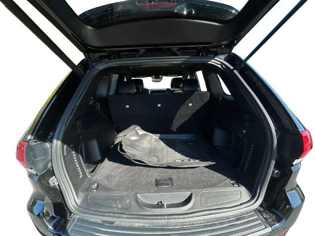 Jeep Grand Cherokee  2021