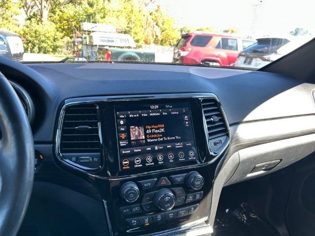 Jeep Grand Cherokee  2021