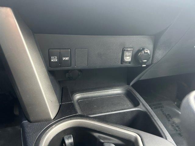 Toyota RAV4  2017