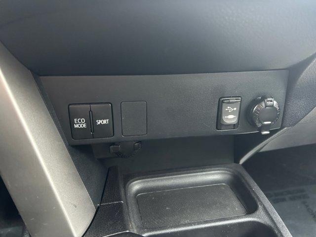 Toyota RAV4  2017