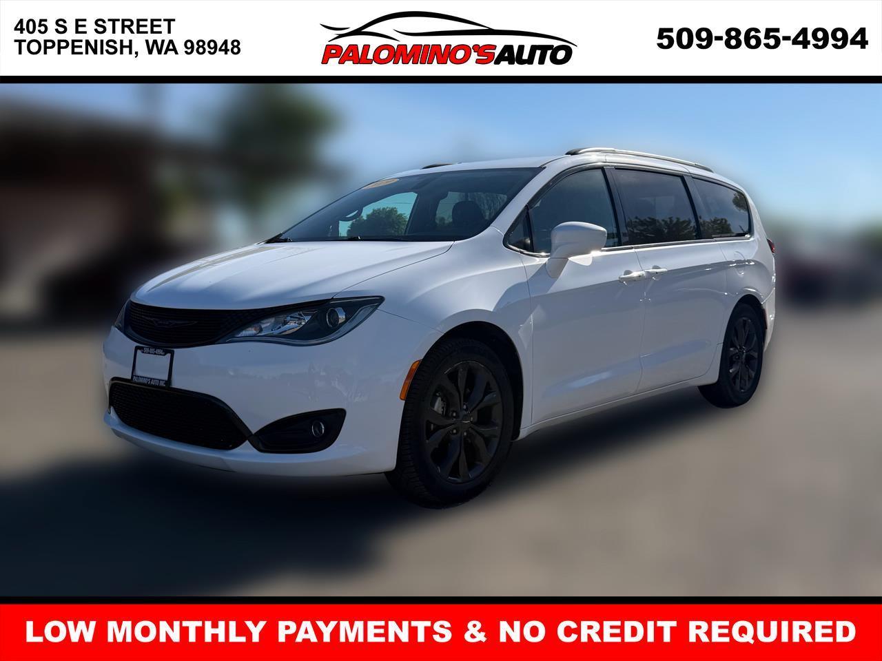 2019 Chrysler Pacifica Touring Plus's photo