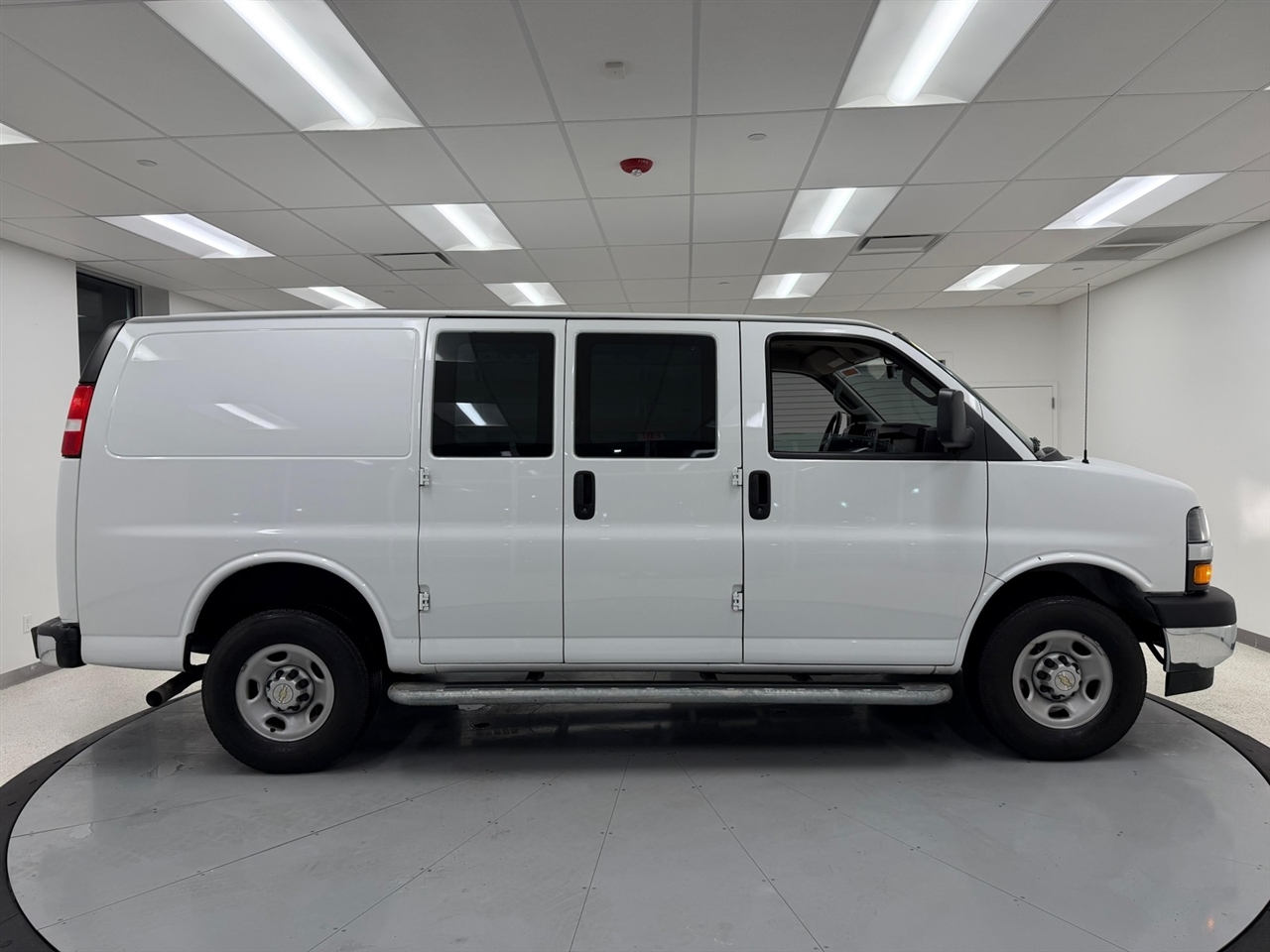 Chevrolet Express 2500 Cargo 2023
