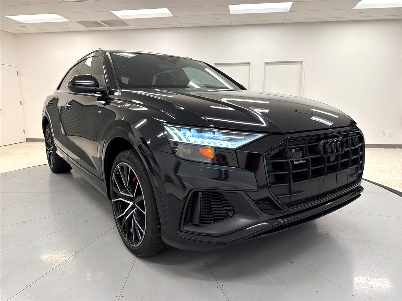 2021 Audi Q8 Premium Plus's photo