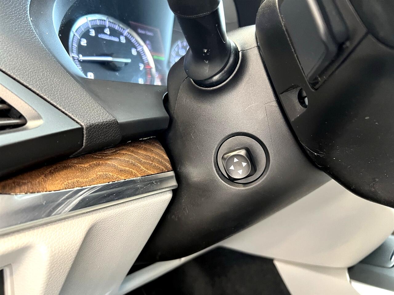 2020 Acura MDX SH-AWD Technology photo 26
