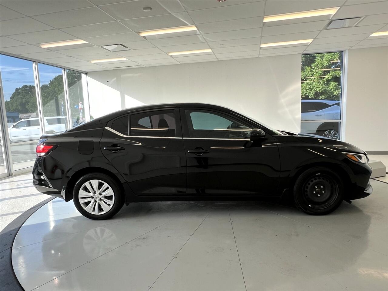 2023 Nissan Sentra S photo 3