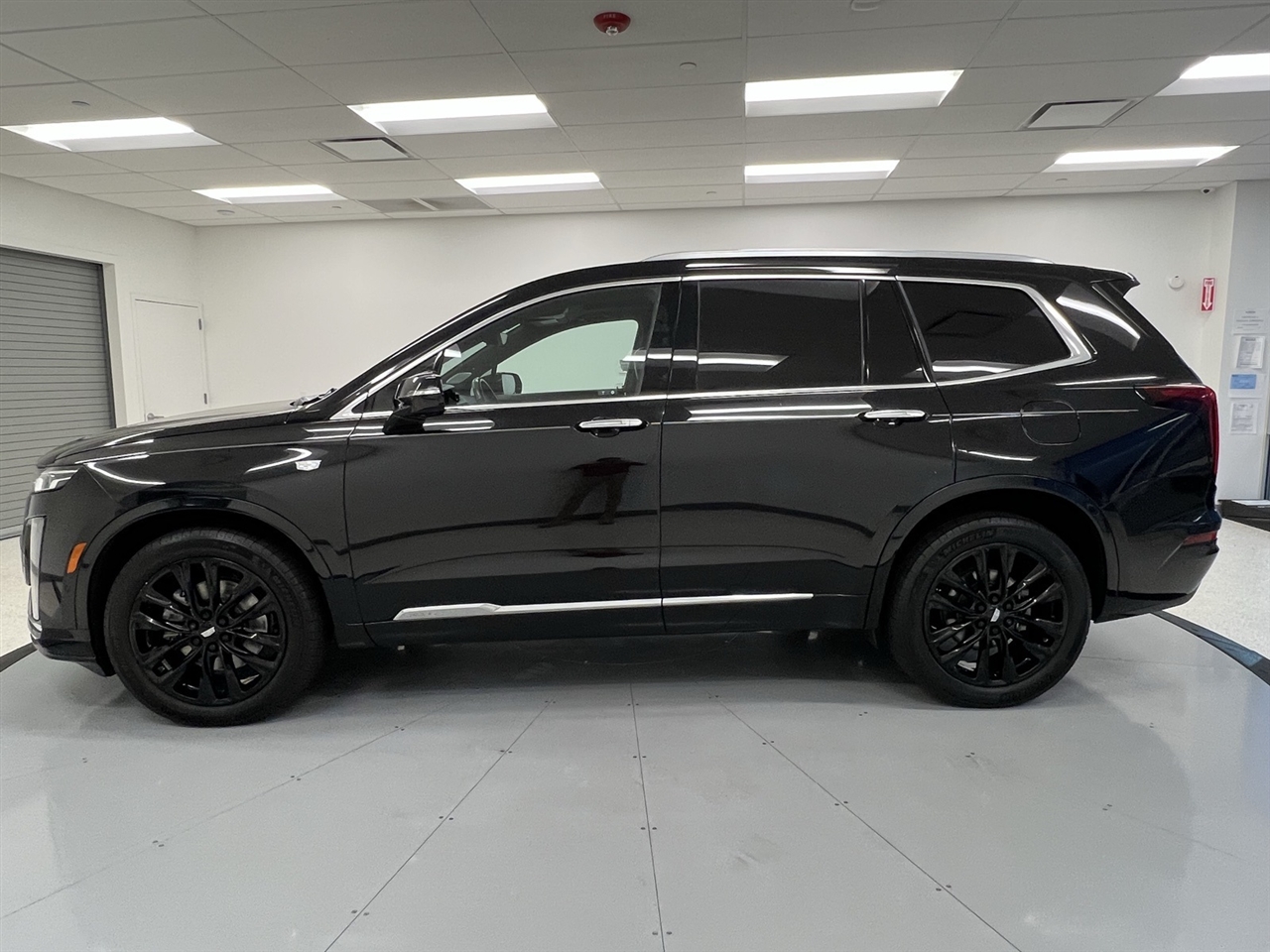2022 Cadillac XT6 Premium Luxury photo 4