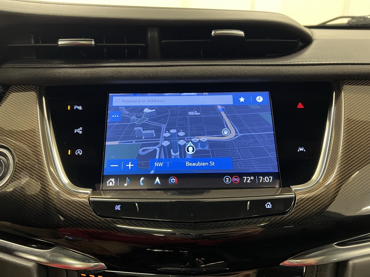 2022 Cadillac XT6 Premium Luxury photo 16