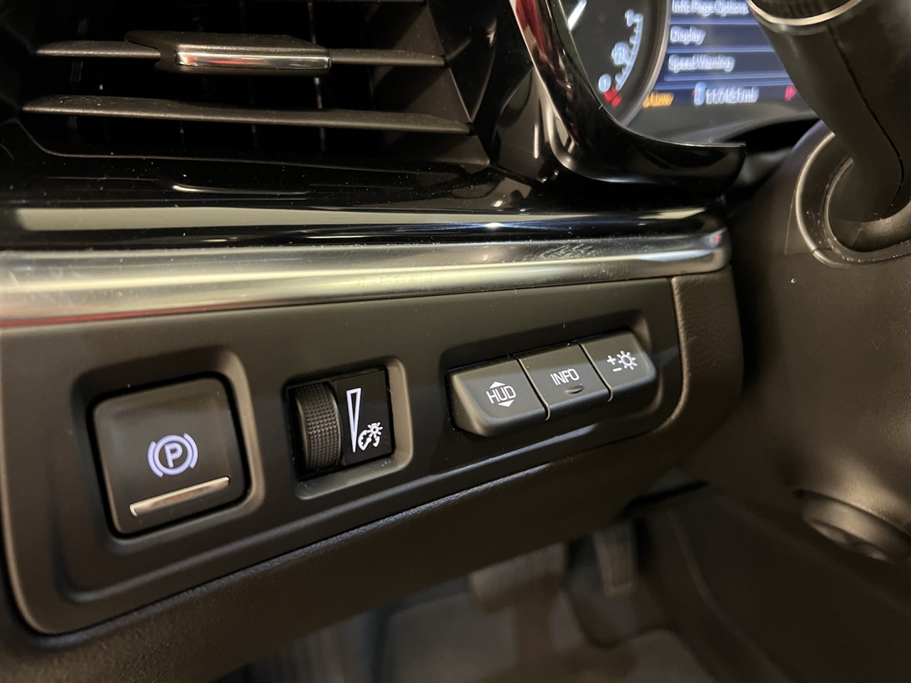 2022 Cadillac XT6 Premium Luxury photo 21