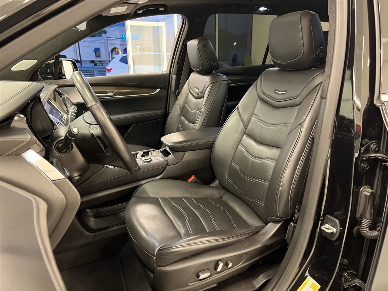 2022 Cadillac XT6 Premium Luxury photo 27