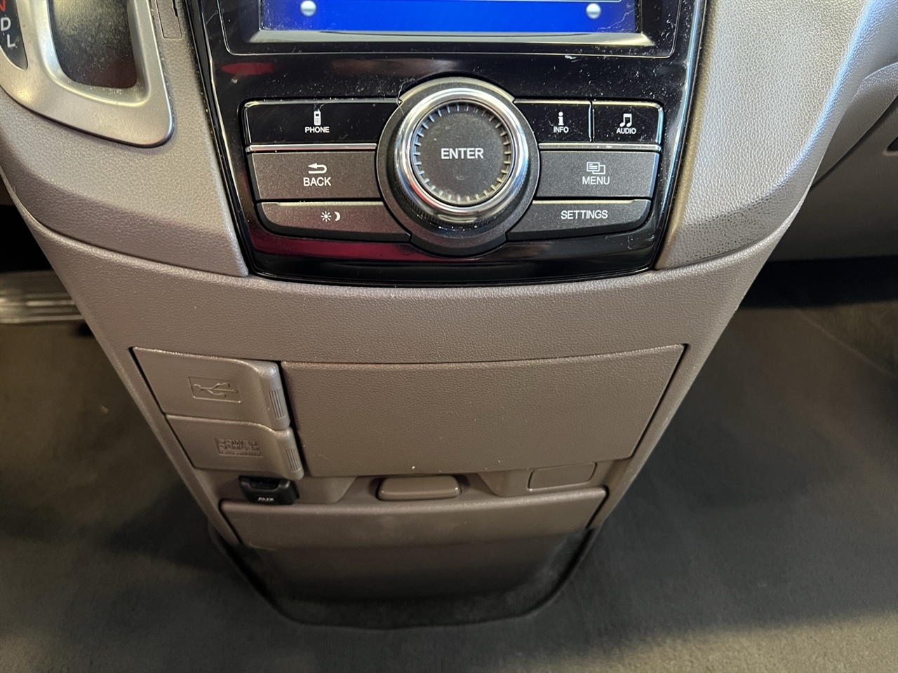 2016 Honda Odyssey EX photo 18