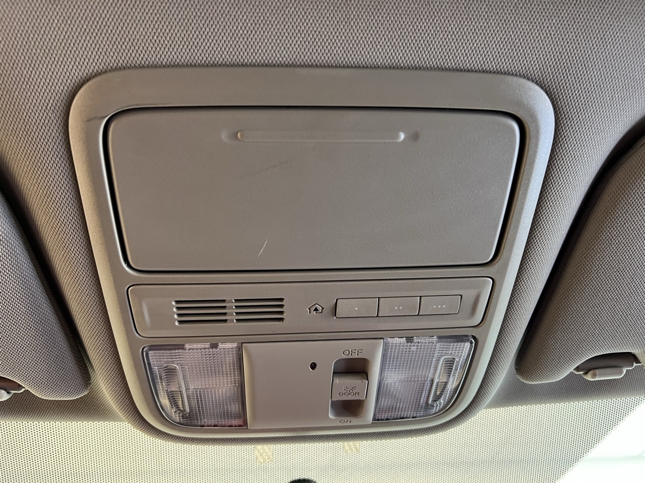2016 Honda Odyssey EX photo 20