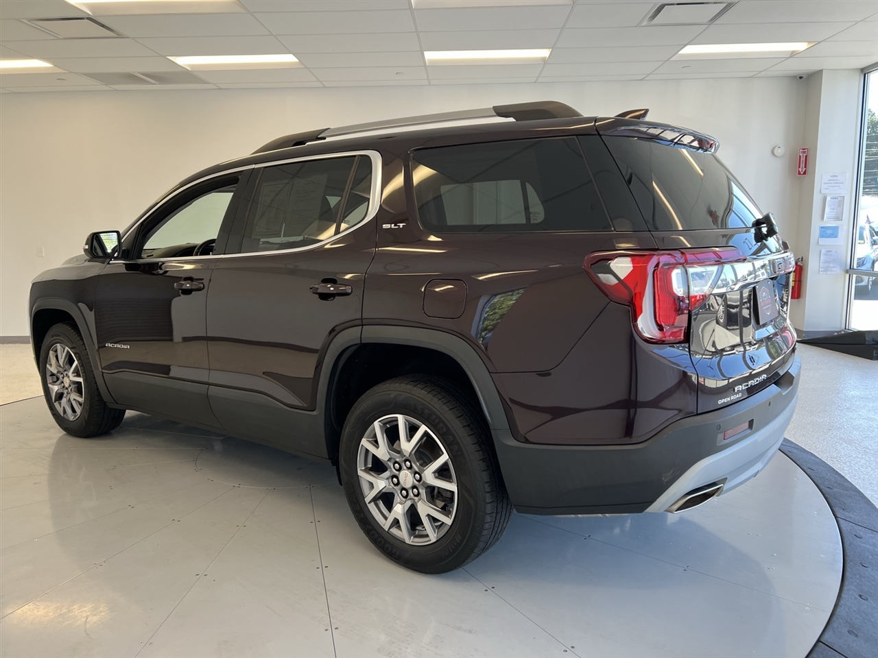 2020 Gmc Acadia SLT photo 4