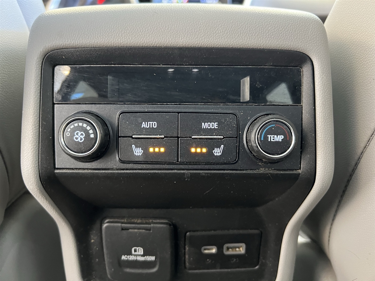 2020 Gmc Acadia SLT photo 31