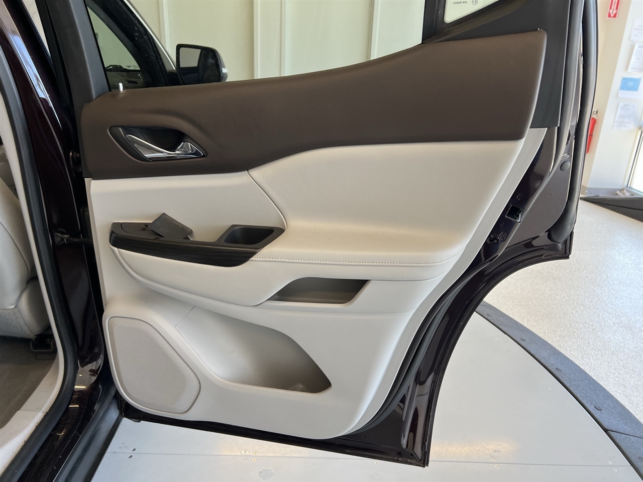 2020 Gmc Acadia SLT photo 38
