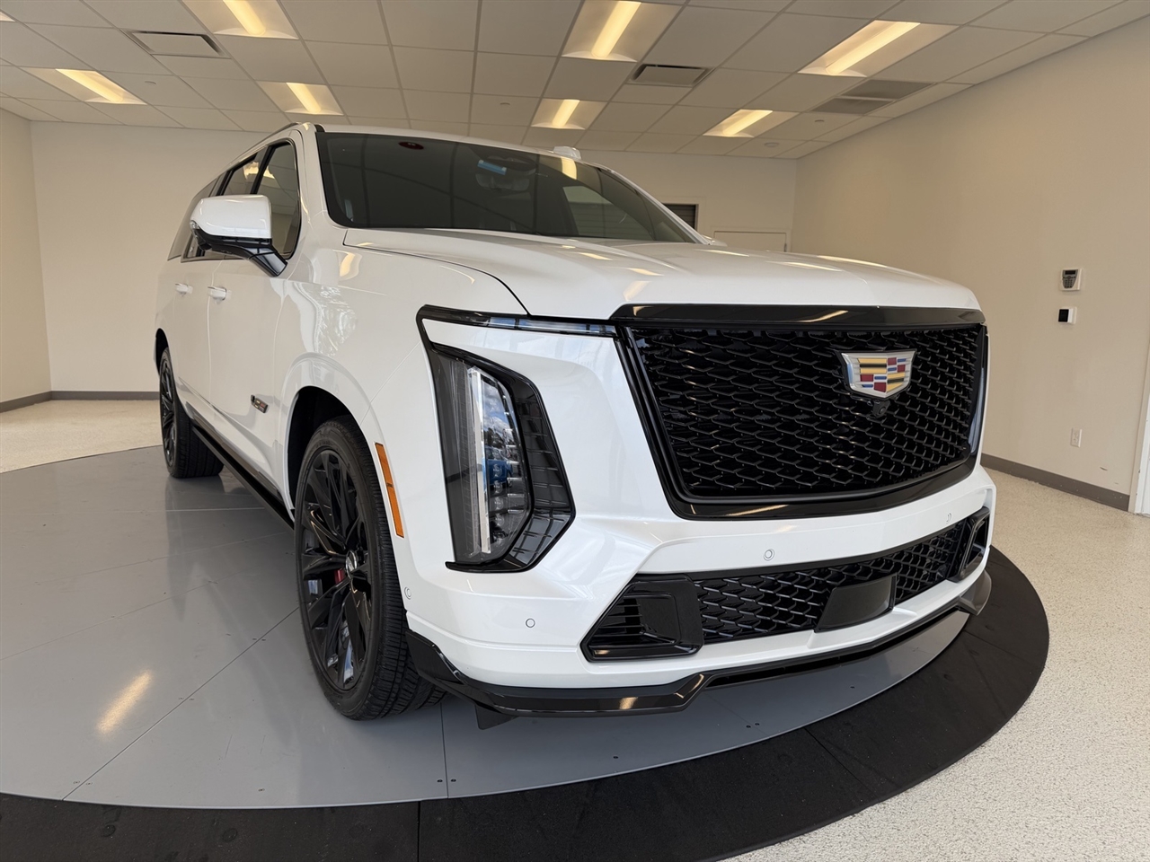 Cadillac Escalade ESV V 4WD 2025