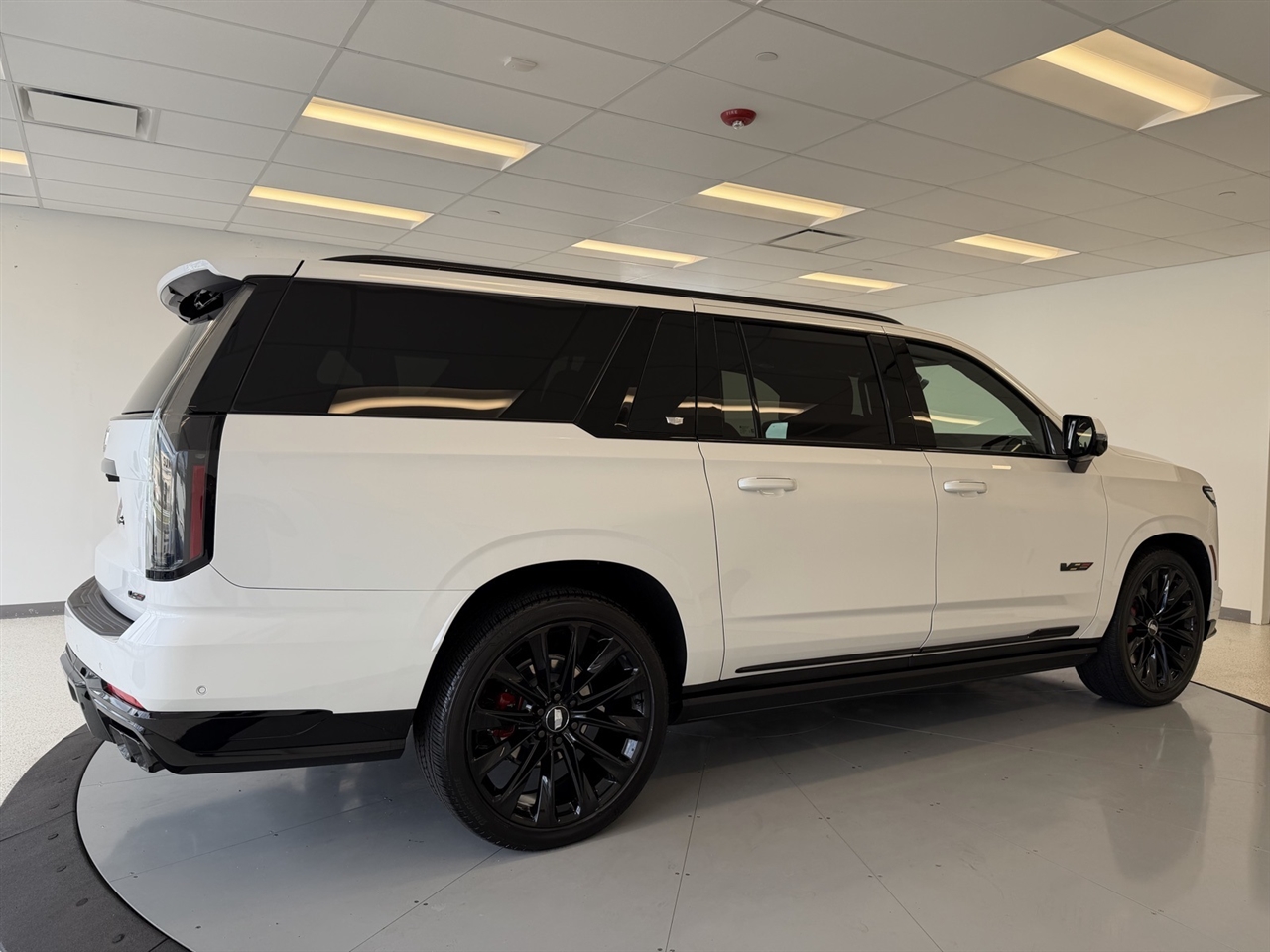 Cadillac Escalade ESV V 4WD 2025