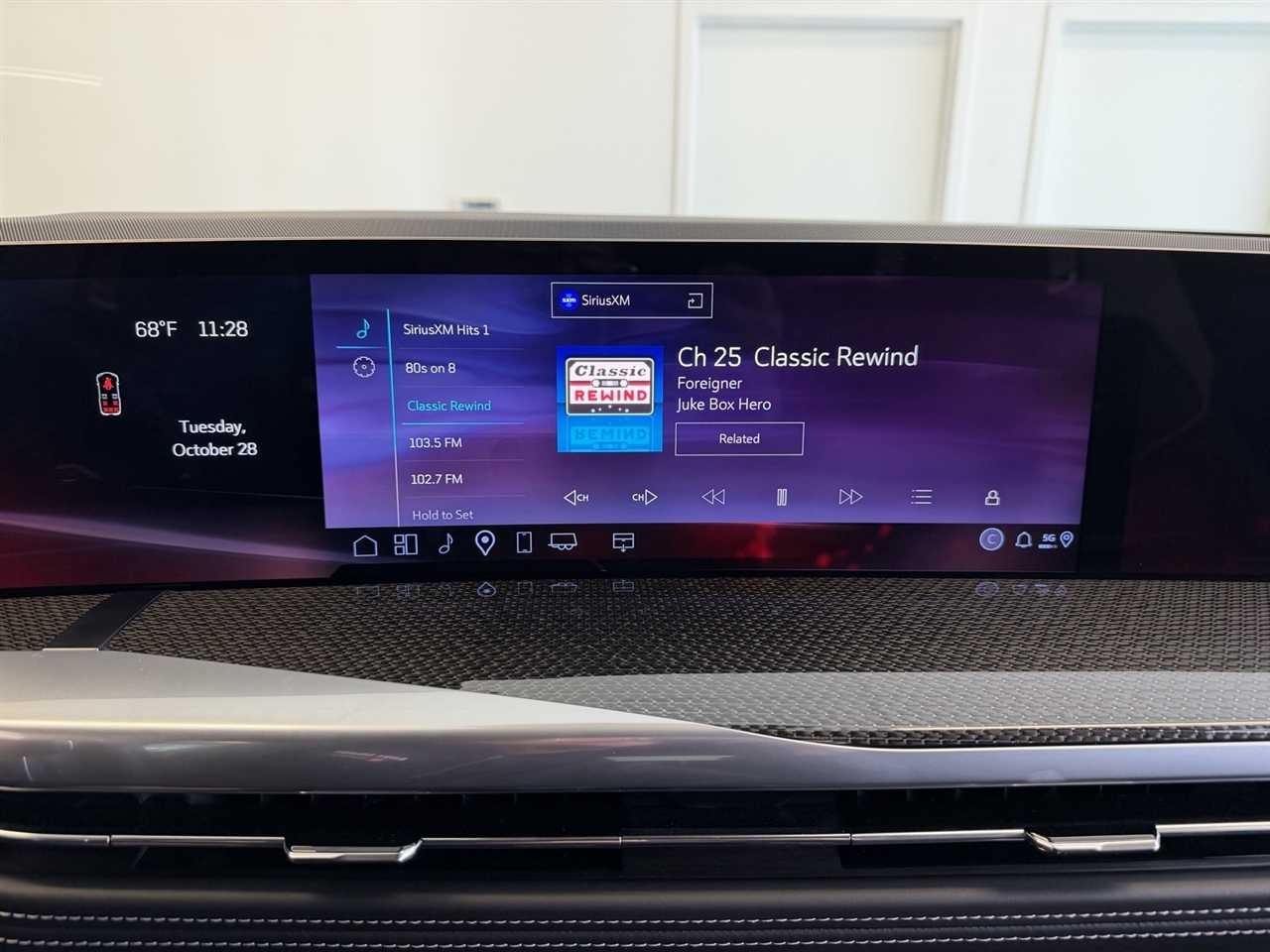 Cadillac Escalade ESV V 4WD 2025