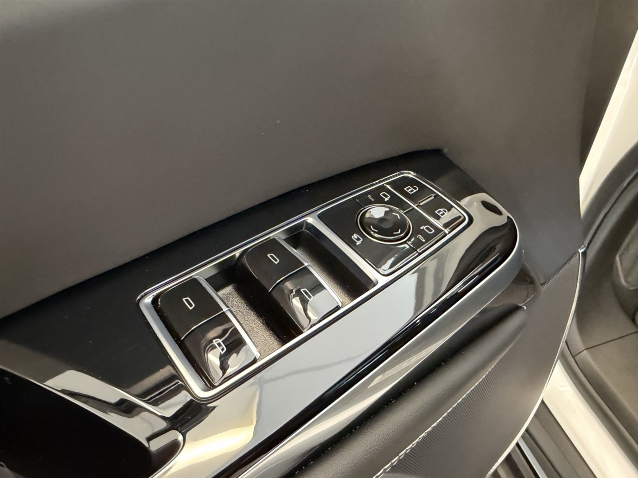 Cadillac Escalade ESV V 4WD 2025