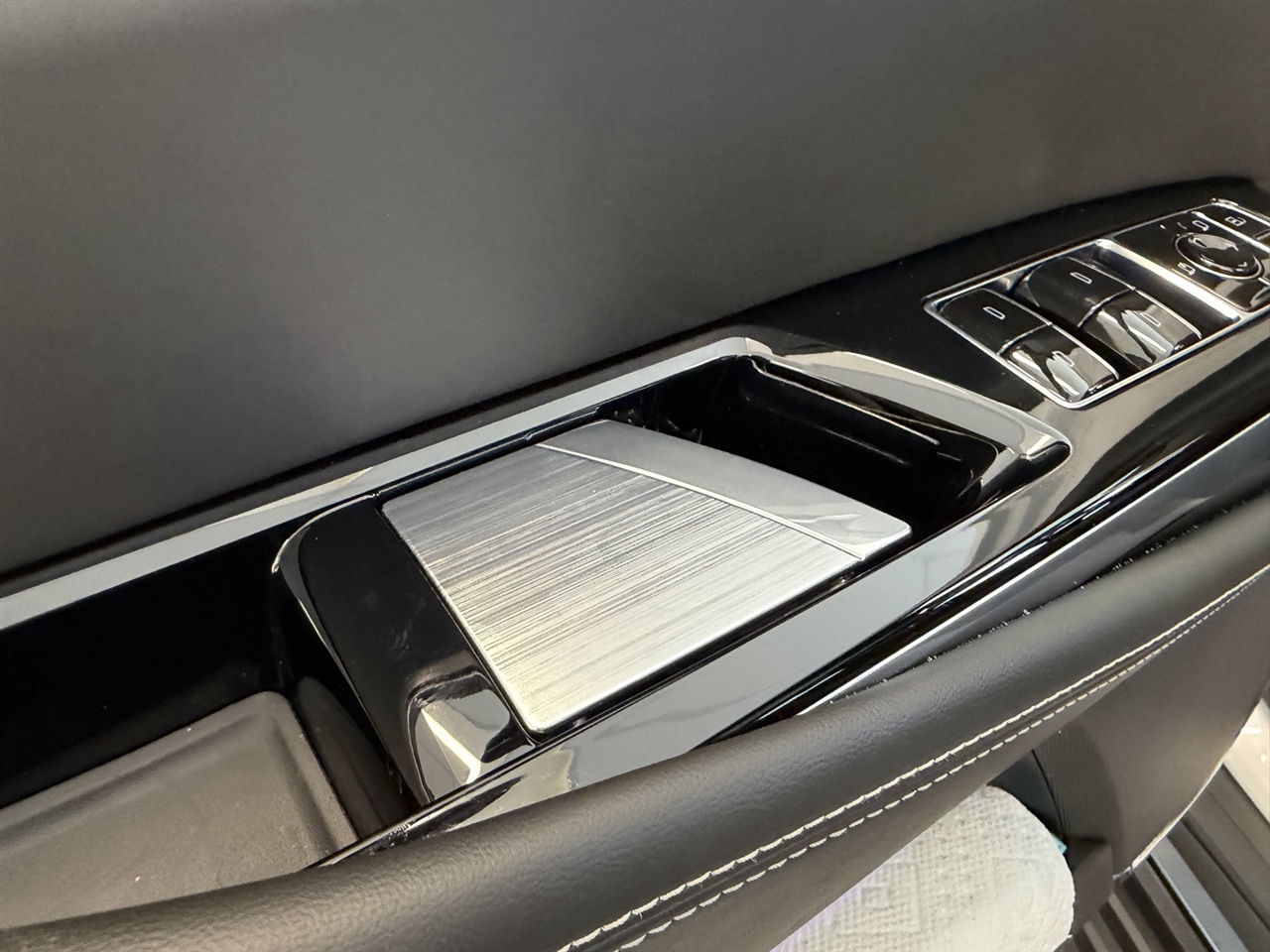 Cadillac Escalade ESV V 4WD 2025