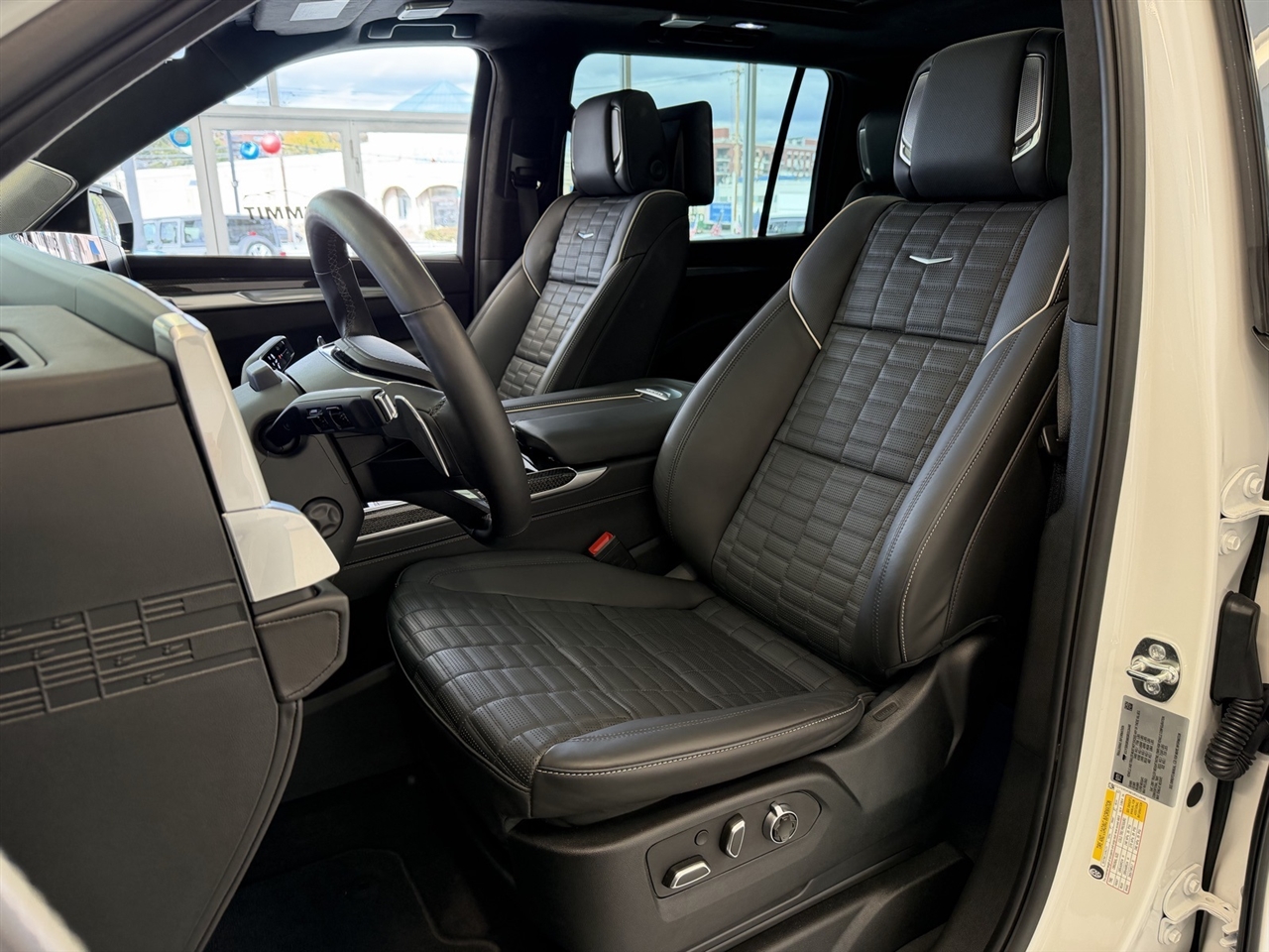 Cadillac Escalade ESV V 4WD 2025