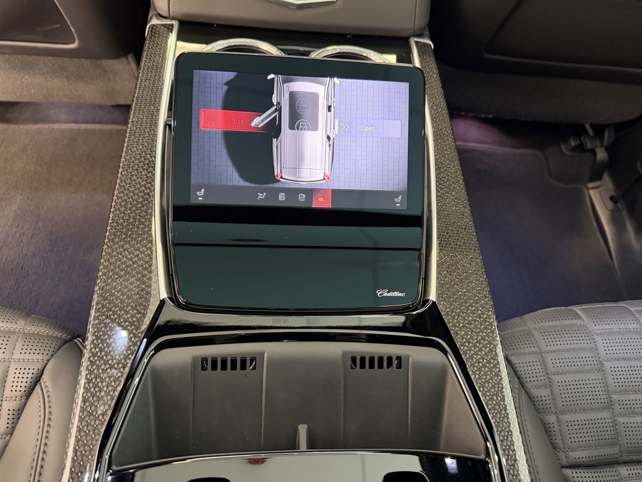 Cadillac Escalade ESV V 4WD 2025