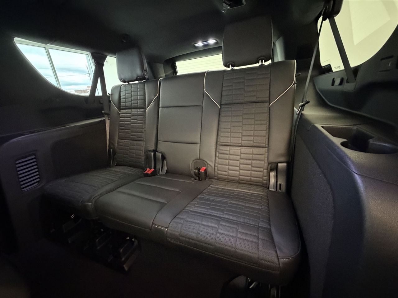 Cadillac Escalade ESV V 4WD 2025