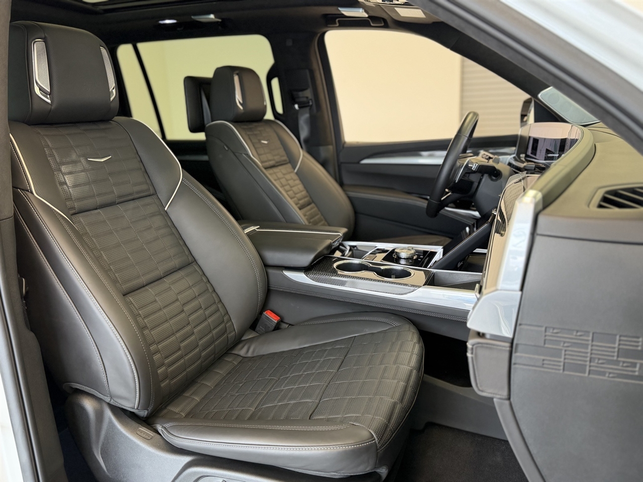 Cadillac Escalade ESV V 4WD 2025