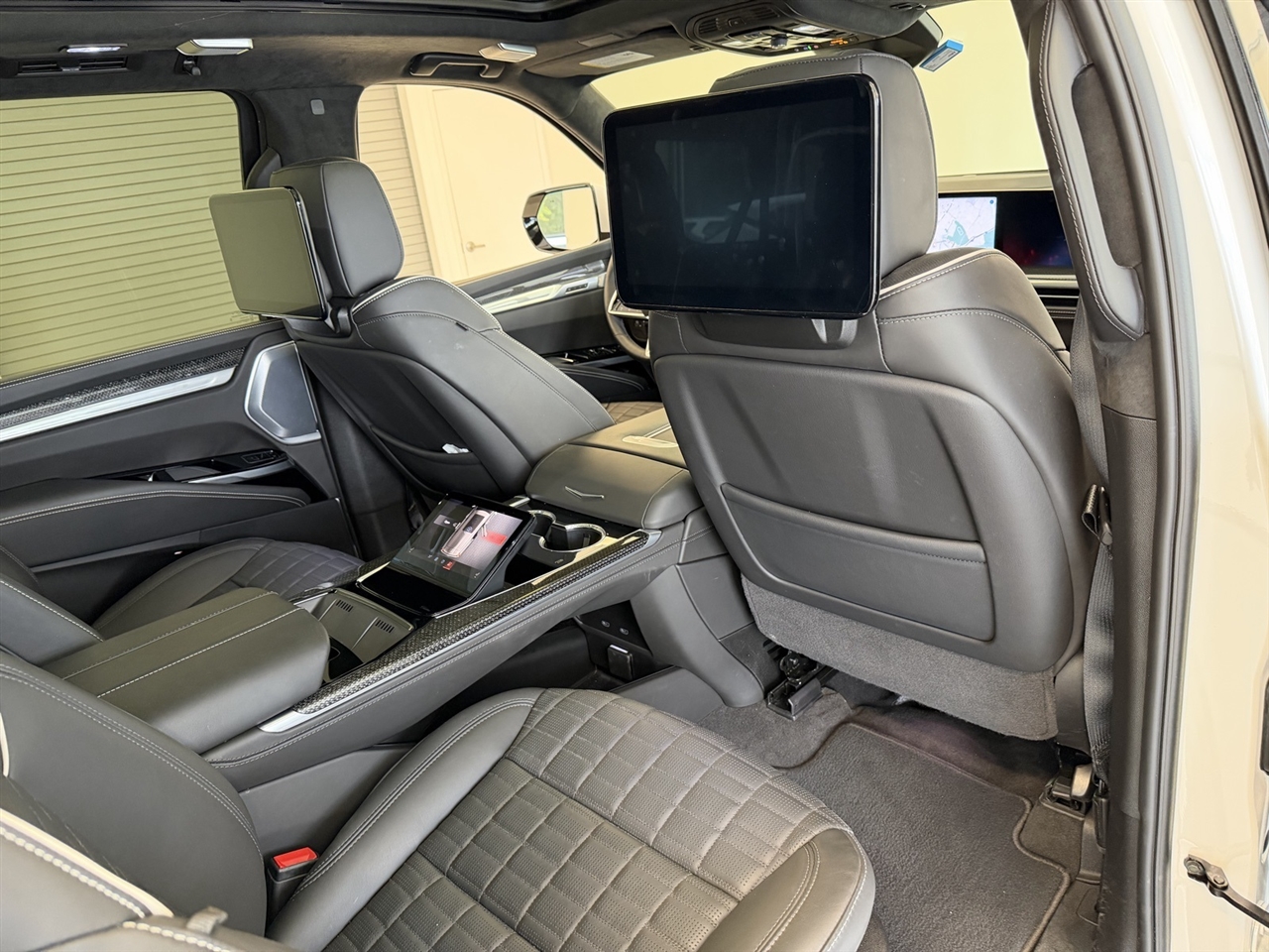 Cadillac Escalade ESV V 4WD 2025