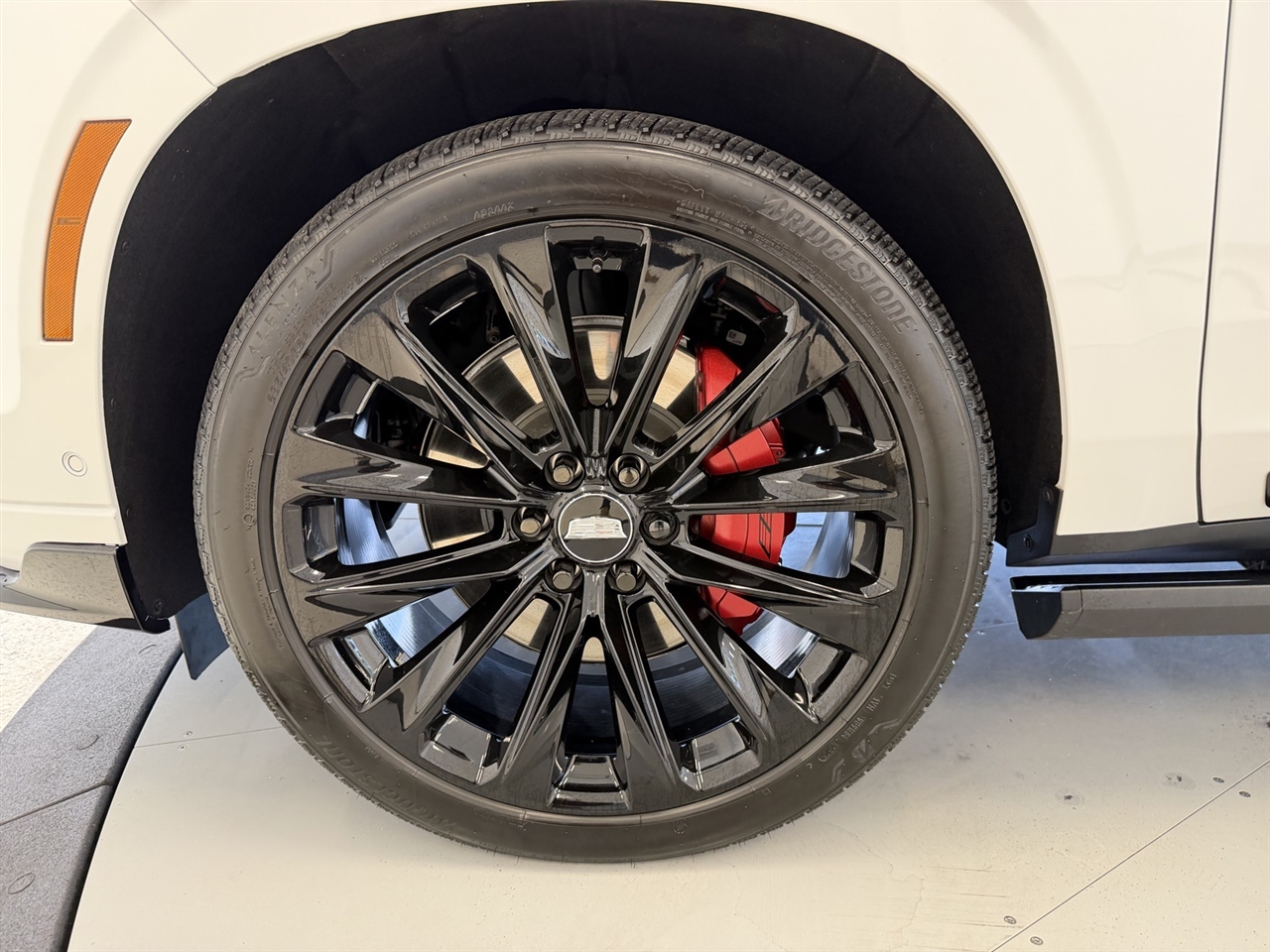 Cadillac Escalade ESV V 4WD 2025