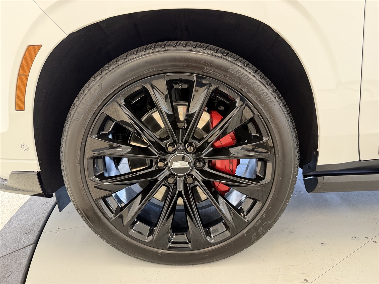 Cadillac Escalade ESV V 4WD 2025