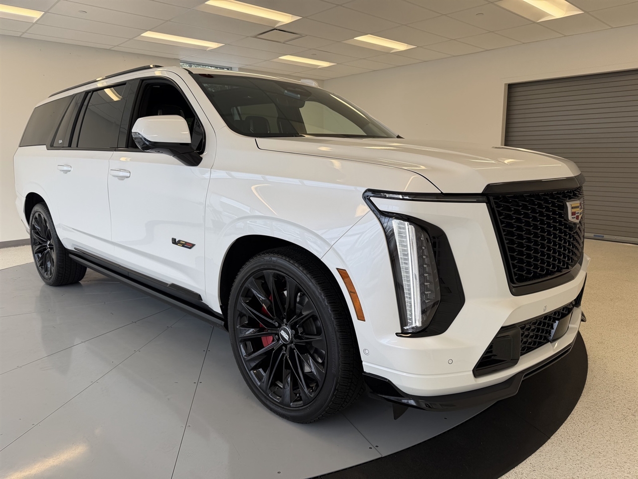 Cadillac Escalade ESV V 4WD 2025