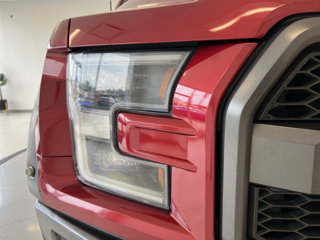 2018 Ford F-150 Raptor photo 3