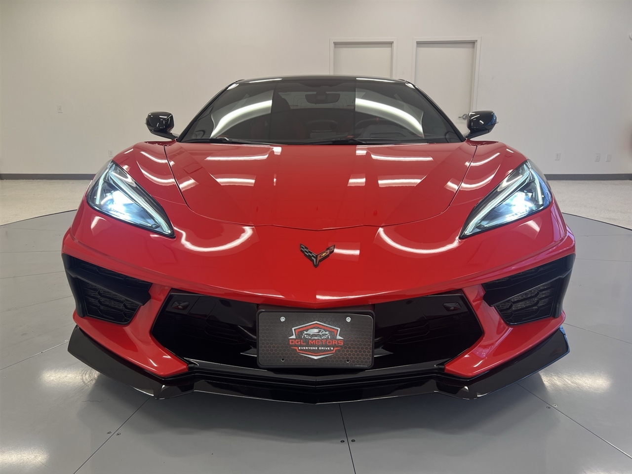 2023 Chevrolet Corvette 2LT Convertible photo 2
