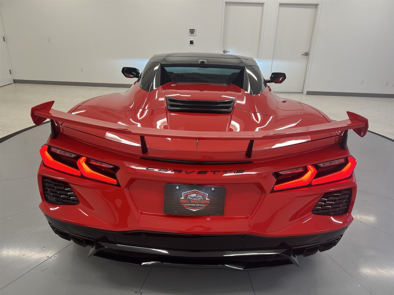 2023 Chevrolet Corvette 2LT Convertible photo 8