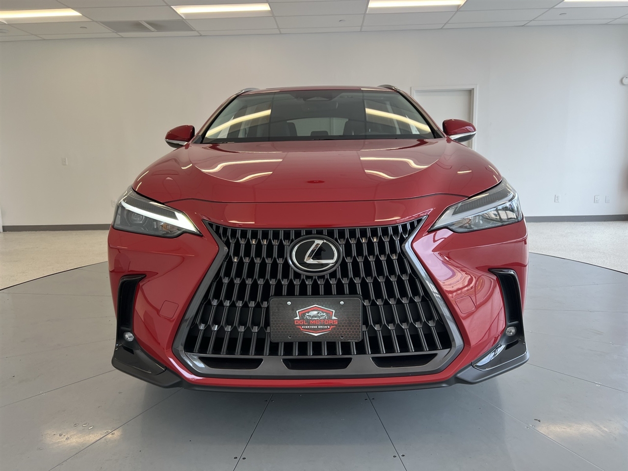 2022 Lexus NX 350 photo 2