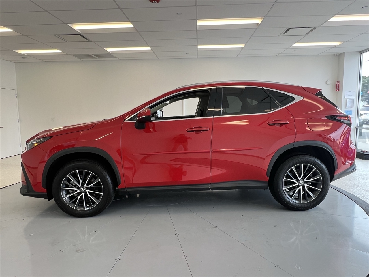 2022 Lexus NX 350 photo 4