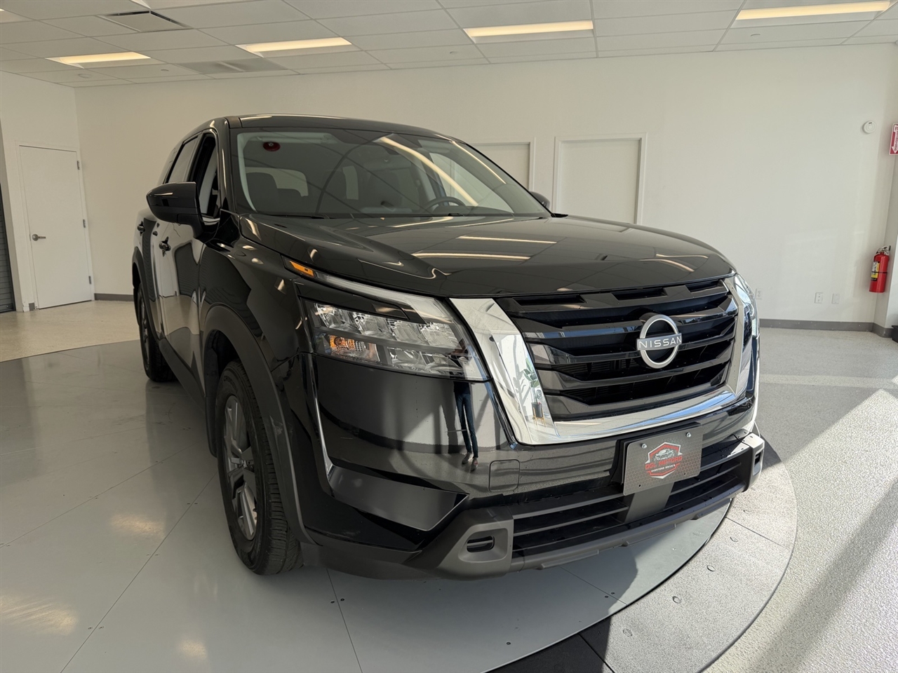 Nissan Pathfinder S 4WD 2024