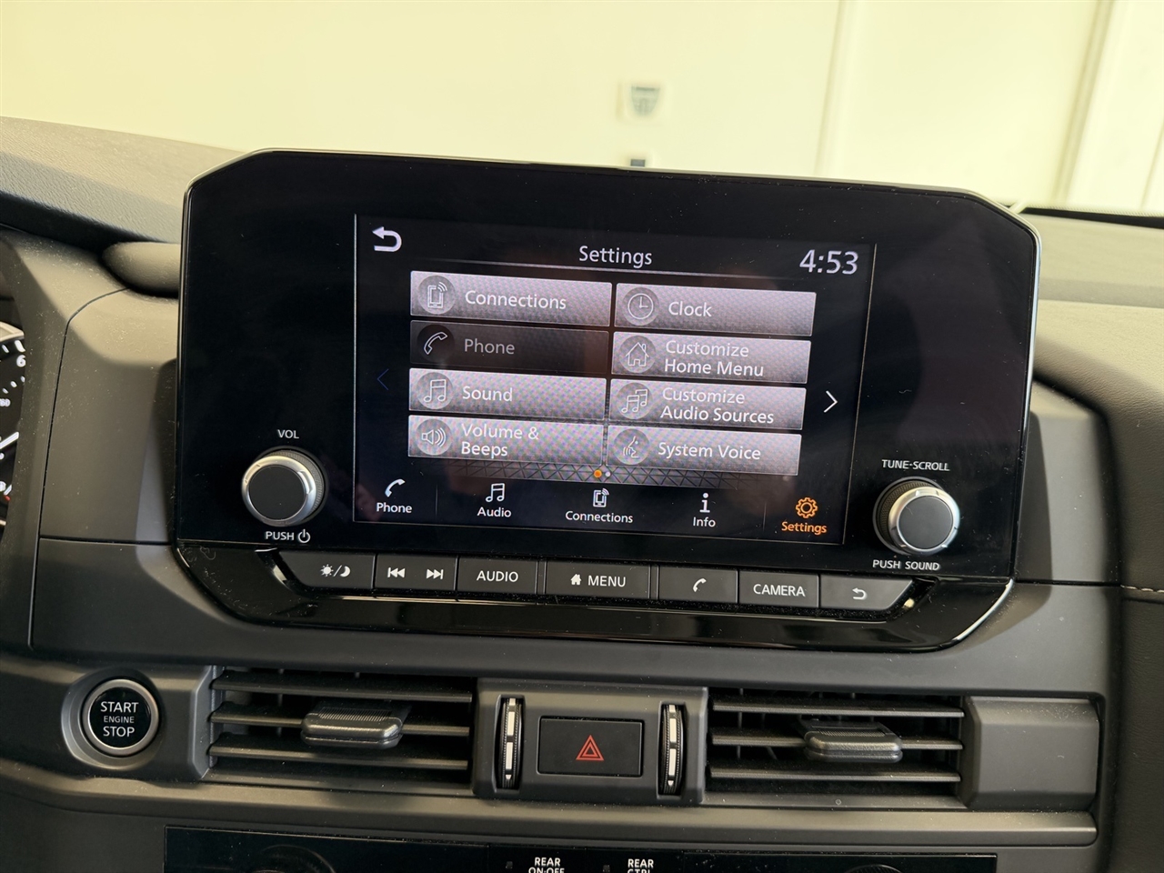 Nissan Pathfinder S 4WD 2024