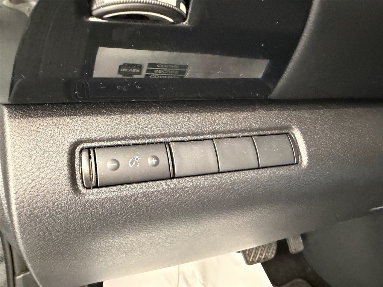 Nissan Pathfinder S 4WD 2024