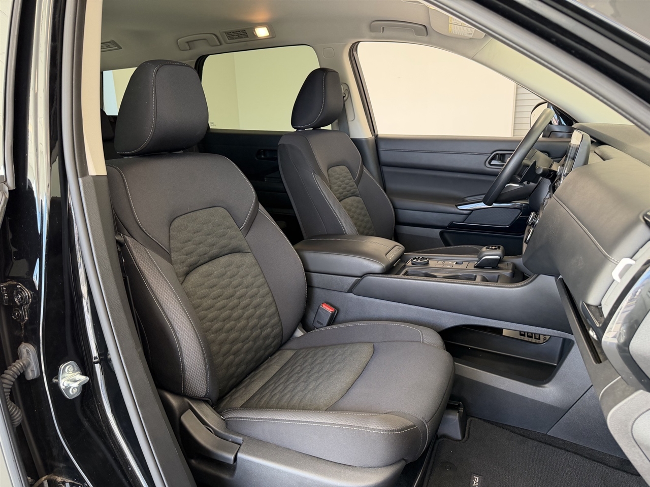 Nissan Pathfinder S 4WD 2024